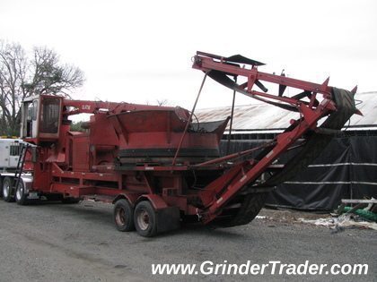 1992 Olathe 867TG with loader