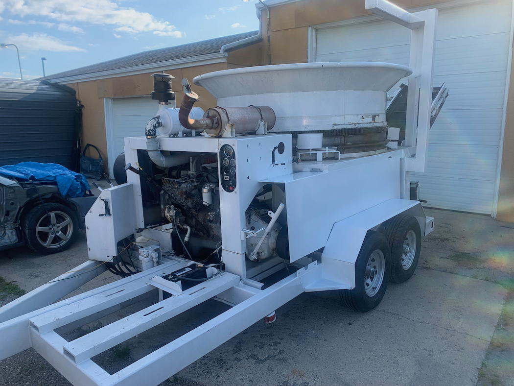 1996 Olathe 818TG