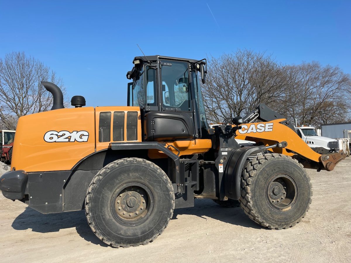 2021 Case 621G